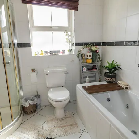 Donagh Cross Town House Holiday home Carndonagh