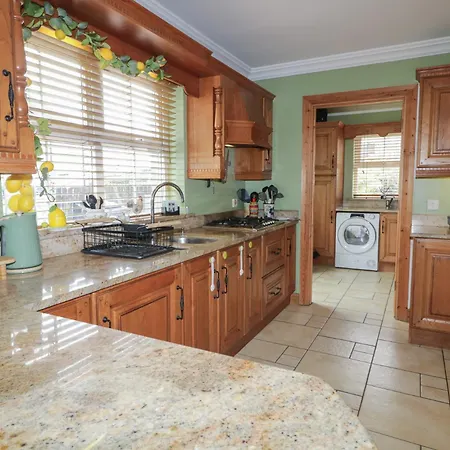 Donagh Cross Town House Holiday home