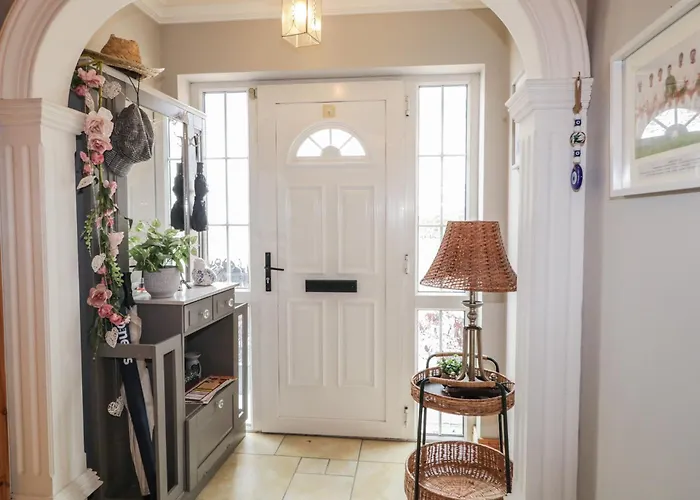 בית נופש Donagh Cross Town House