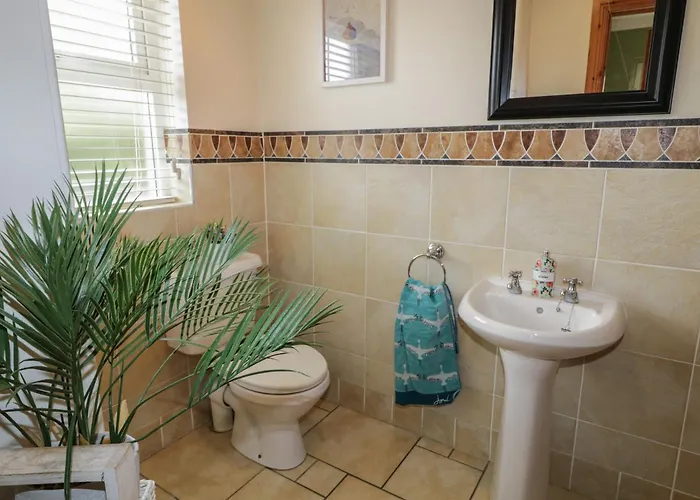 Donagh Cross Town House קרנדונה