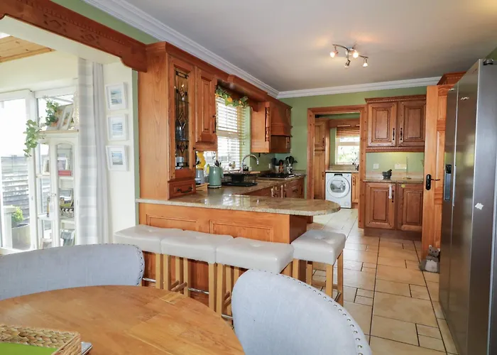 Donagh Cross Town House בית נופש *